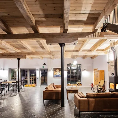 Stajnia Lipnik Agroturystyka Фермерский дом Кадыны