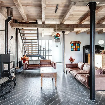 Stajnia Lipnik Agroturystyka Фермерский дом Кадыны